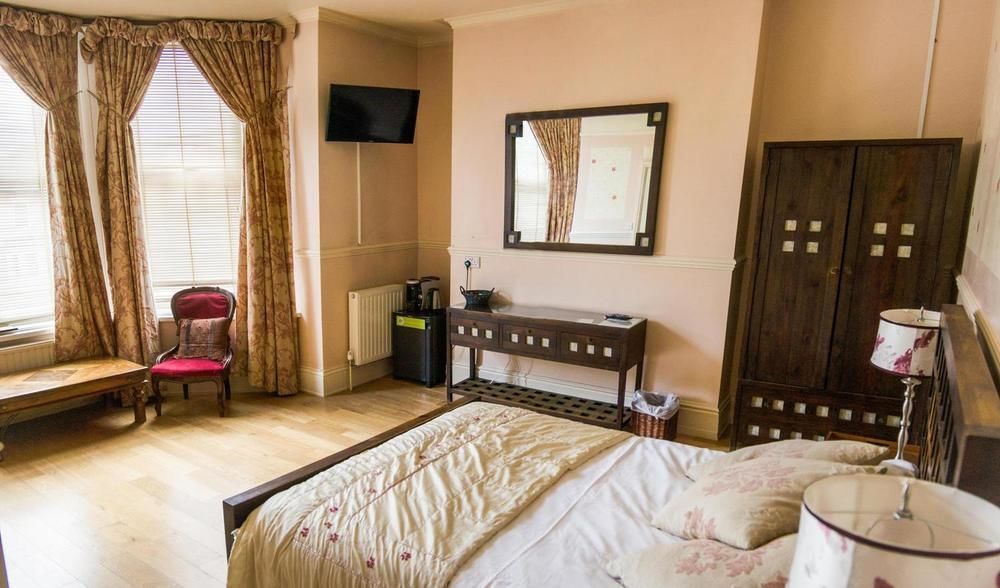 The York Hotel Wolverhampton Esterno foto