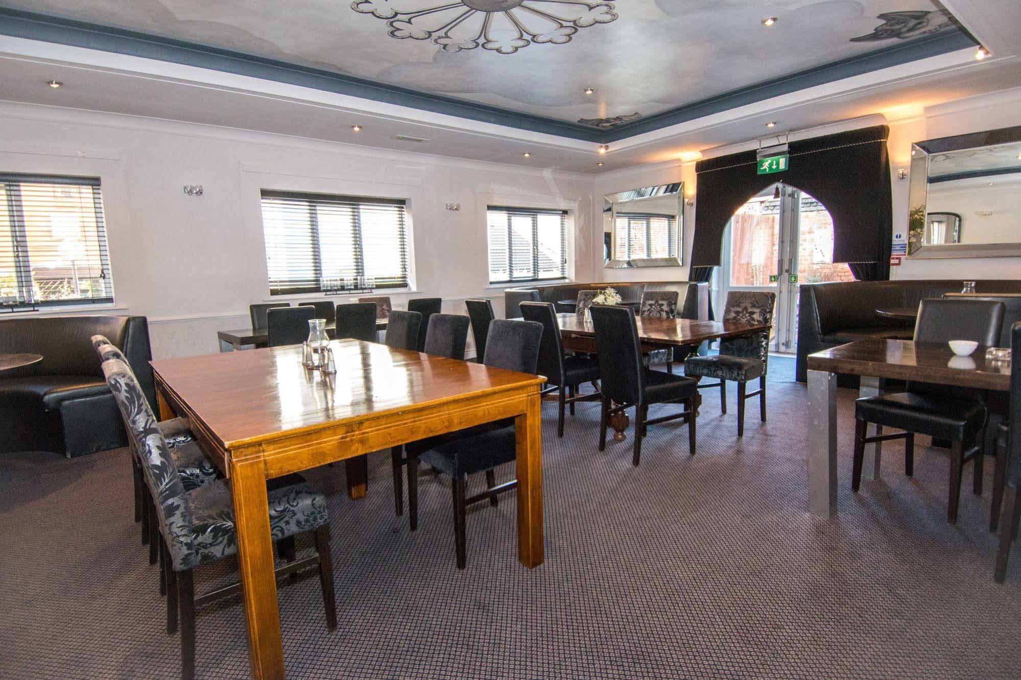 The York Hotel Wolverhampton Esterno foto