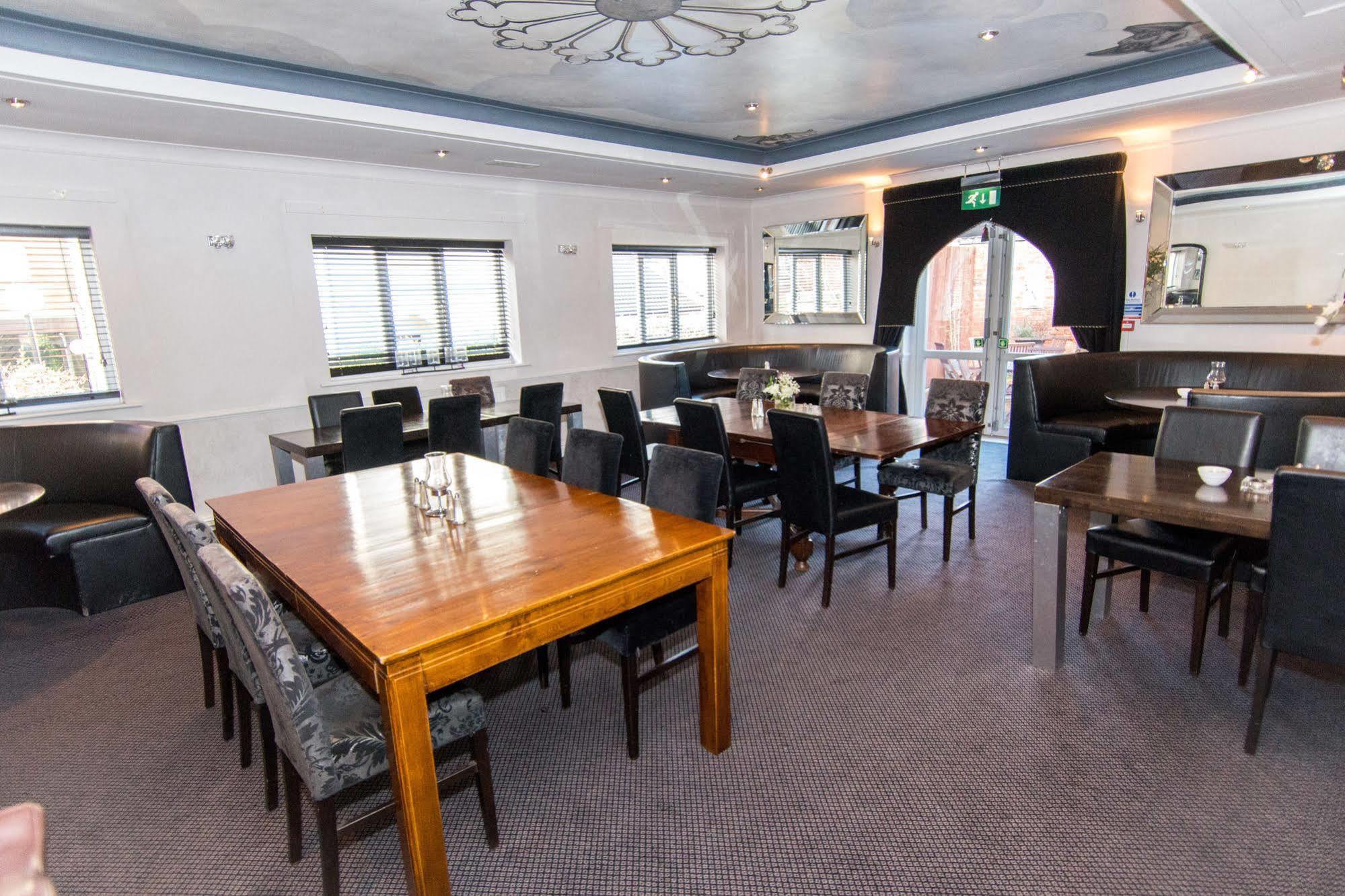 The York Hotel Wolverhampton Esterno foto