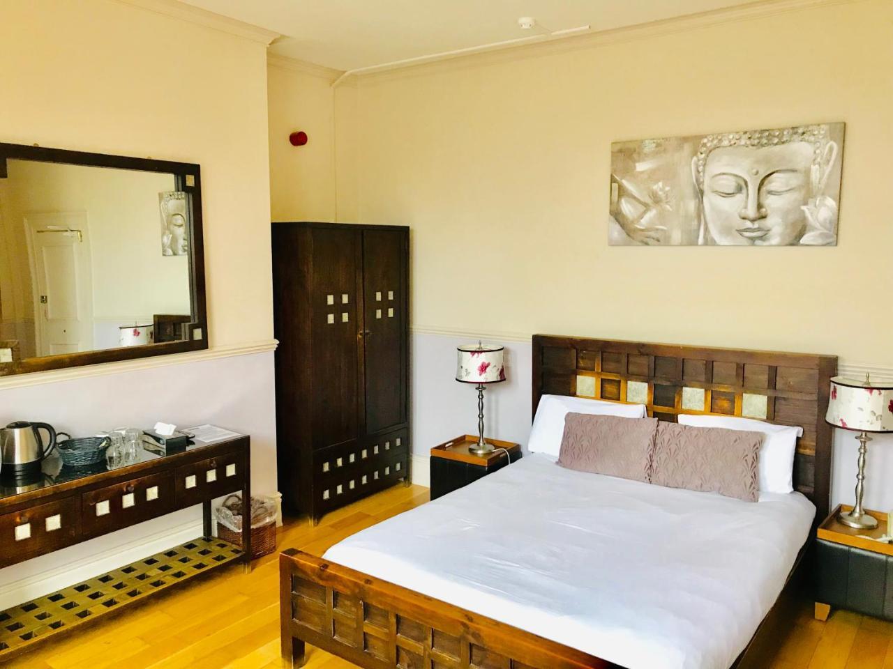 The York Hotel Wolverhampton Esterno foto