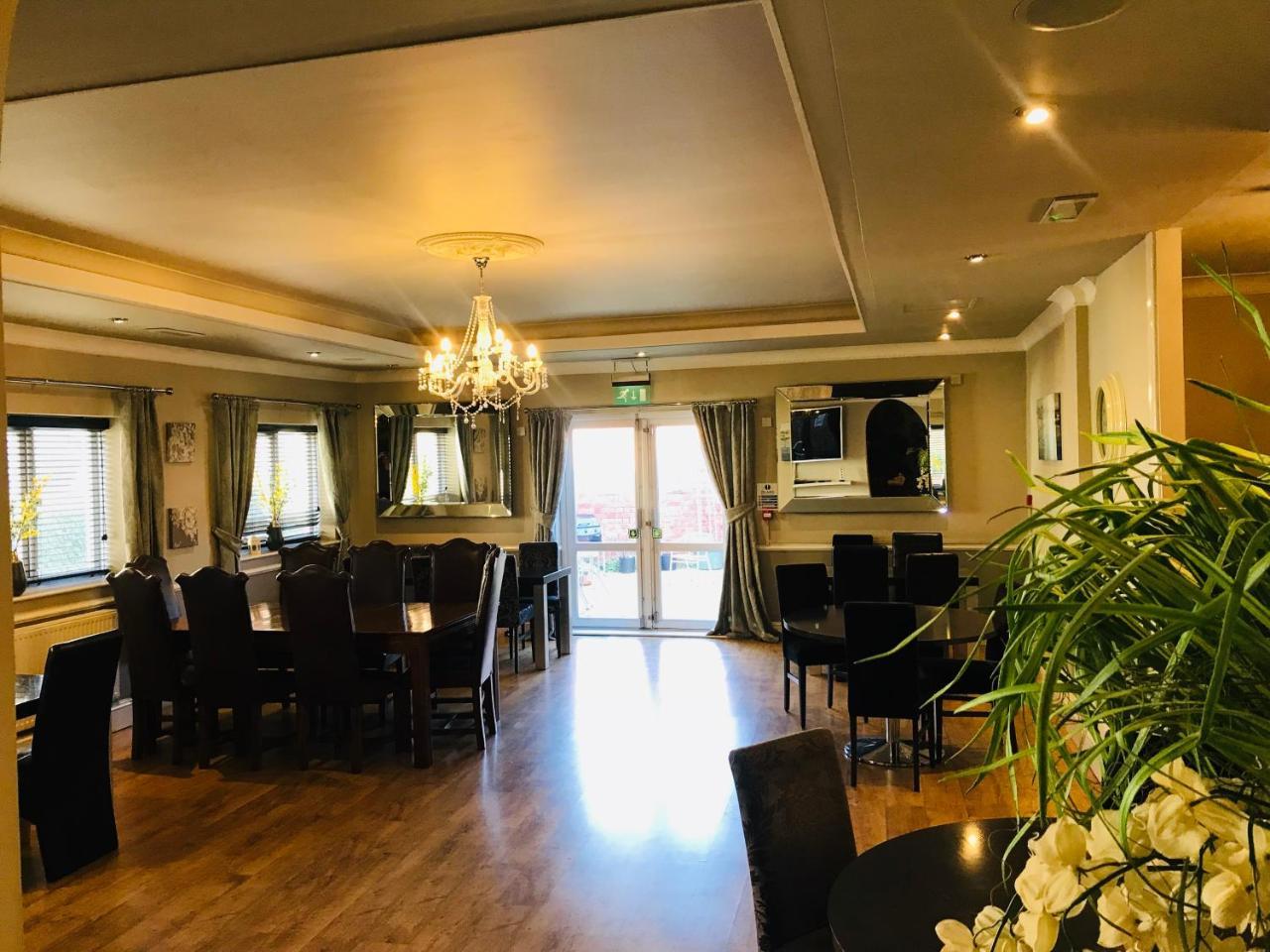 The York Hotel Wolverhampton Esterno foto